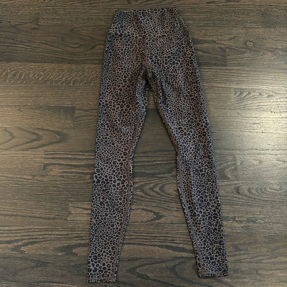 Alo Yoga Vapor High-Waist Leopard-Print Leggings (XS)